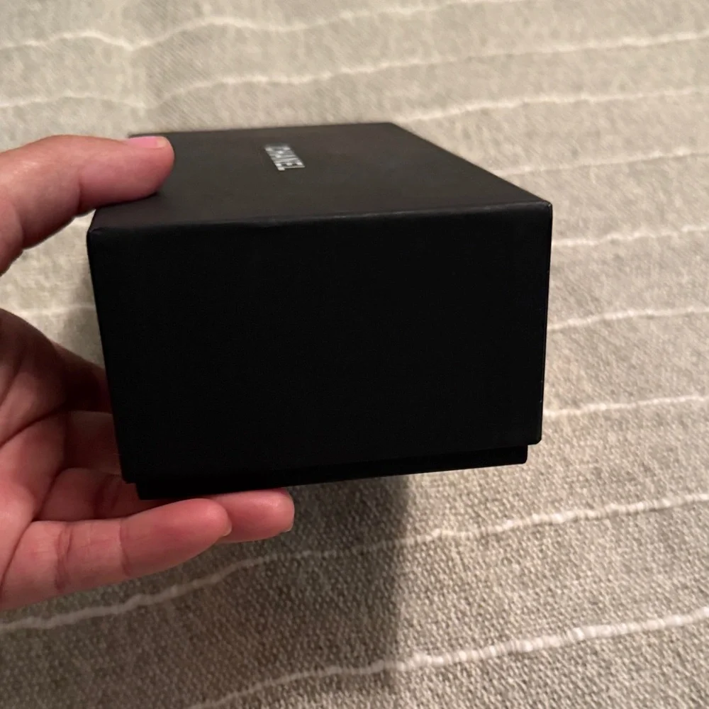 CHANEL sunglasses Black Box with instructions